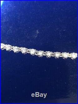 925 Sterling Silver Graduated Cubic Zirconia Tennis Necklace