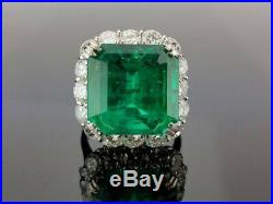 Certified 18.00 Carat Colombian Emerald & Cubic Zirconia 925 Silver Wedding Ring