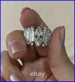 Gorgeous Large Solid Sterling Silver Cubic Zirconia Ring Size 8 Brand New