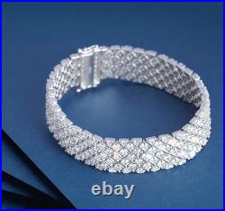 Stunning High Quality Cubic Zirconia Bracelet, 18K White Gold Plated Silver