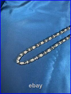 Unique Cubic Style 925 Sterling Silver Gents Chain Full Cubic Zirconia Stones